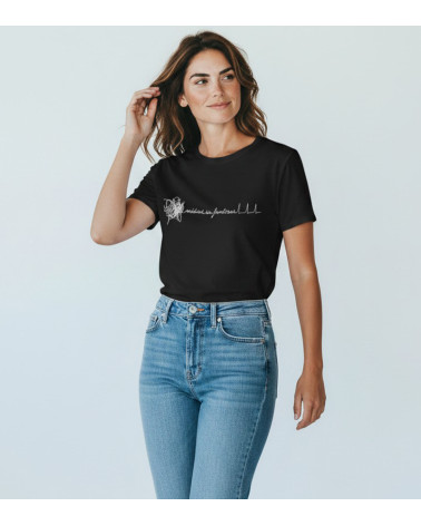 Camiseta entallada electro negra