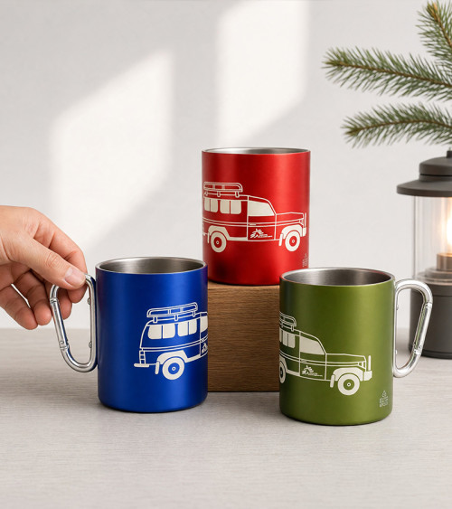 Taza Cochecito de MSF disponible en rojo, verde y azul marino