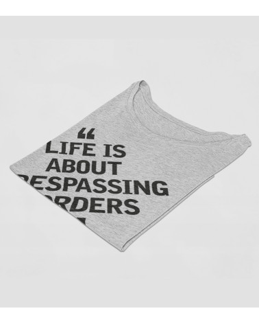 Camiseta frase solidaria MSF gris